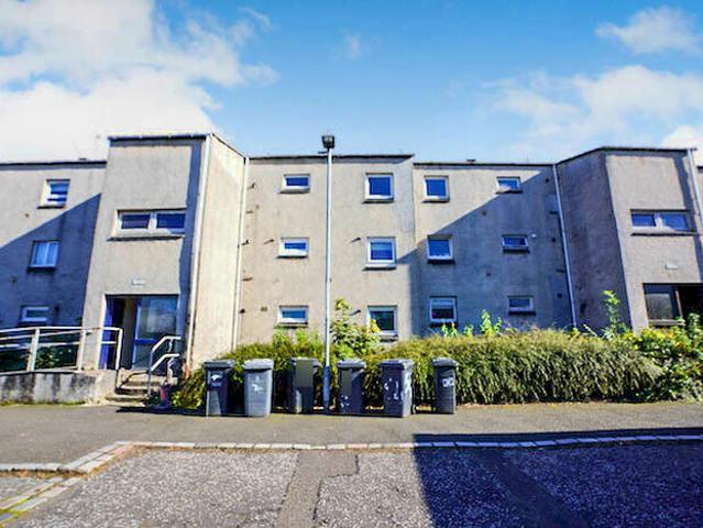 2 Bedroom Flat To Rent In Spruce Road, Abronhill, Cumbernauld, North Lanarkshire, G67