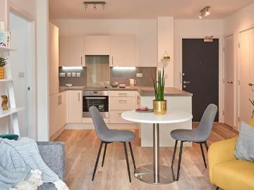 2 Bedroom Flat To Rent In The Wullcomb, Highcross Street, Leicester, LE1