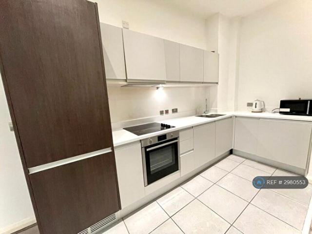 2 Bedroom Flat To Rent In The Co Operative, Coventry, CV1