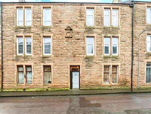 2 Bedroom Flat To Rent In The Hedges, Camelon, Falkirk, Stirlingshire, FK1