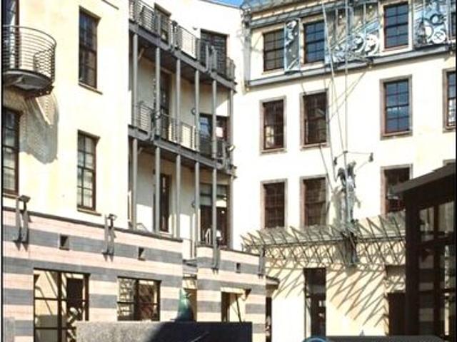 2 Bedroom Flat To Rent In The Italian Centre, Glasgow, G1