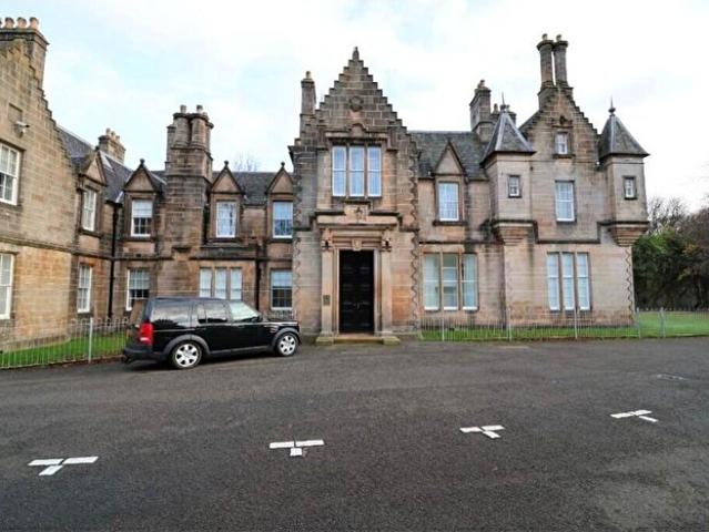 2 Bedroom Flat To Rent In Tollcross Road, Glasgow, G32
