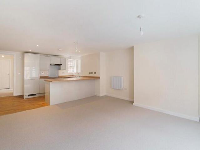 2 Bedroom Flat To Rent In Union Street, Stratford Upon Avon, CV37