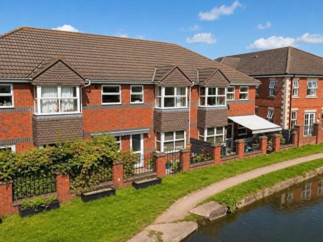 2 Bedroom Flat To Rent In Union Wharf, Loughborough, LE11