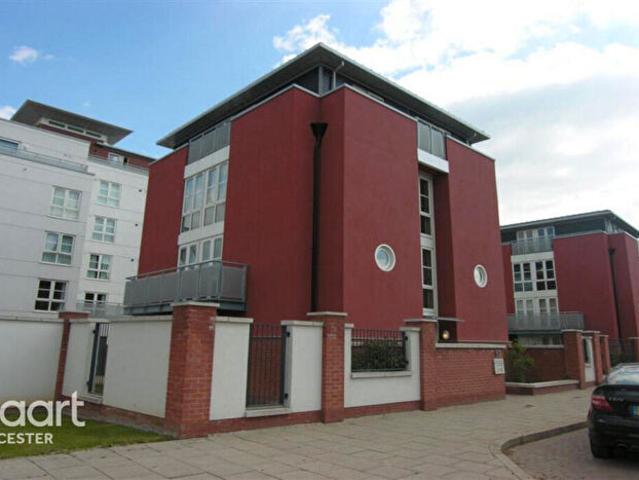 2 Bedroom Flat To Rent In Watkin Road, Leicester, LE2