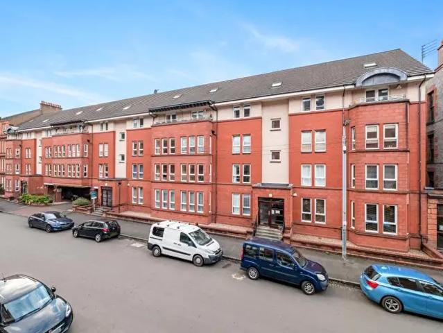 2 Bedroom Flat To Rent In Waverley Street, Shawlands, Glasgow, G41