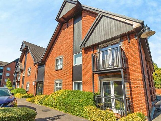 2 Bedroom Flat To Rent In West Dock, The Wharf, Leighton Buzzard, LU7