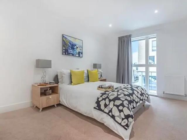2 Bedroom Flat To Rent In West Way Square, Oxford, OX2