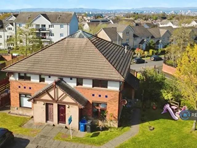2 Bedroom Flat To Rent In Westcastle Gardens, Glasgow, G45