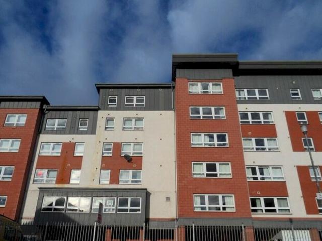2 Bedroom Flat To Rent In Whitehill Place, Dennistoun, Glasgow, G31