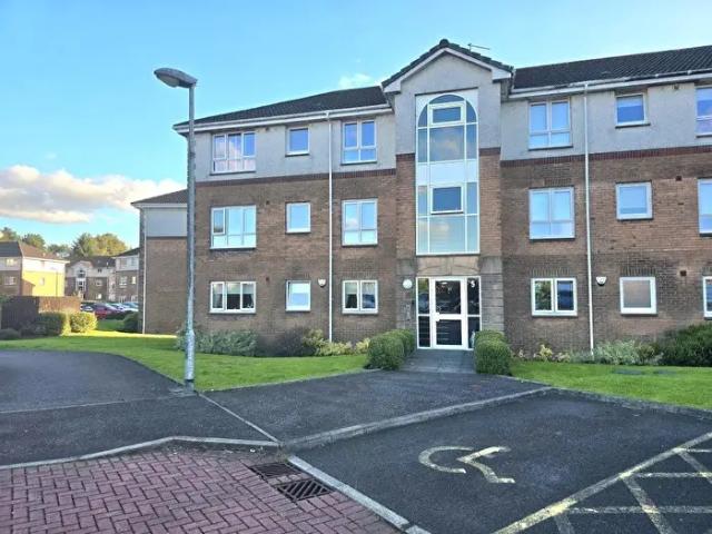 2 Bedroom Flat To Rent In Willowbank Grove, Flat /, Alexandria, G83