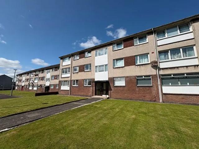 2 Bedroom Flat To Rent In York Way, Renfrew, PA4