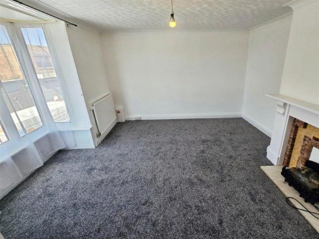 2 Bedroom Flat to Rent in 76A High StreetRushdenNorthants, NN10