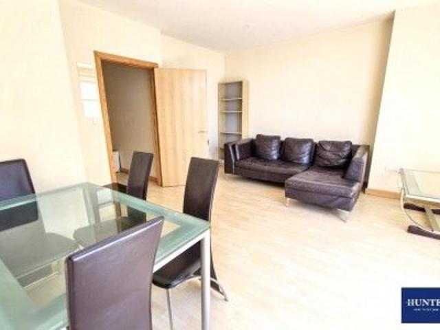 2 bedroom Flat To Rent Total Size: 495 SQ FT