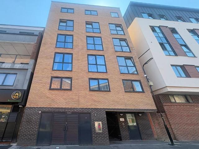 2 bedroom flat to rent