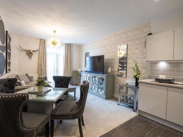 2 bedroom flat to rent