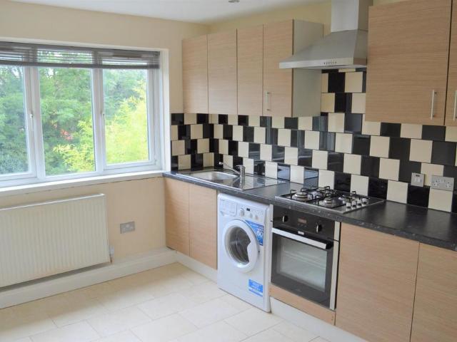 2 bedroom flat to rent