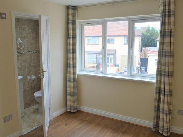2 bedroom flat to rent