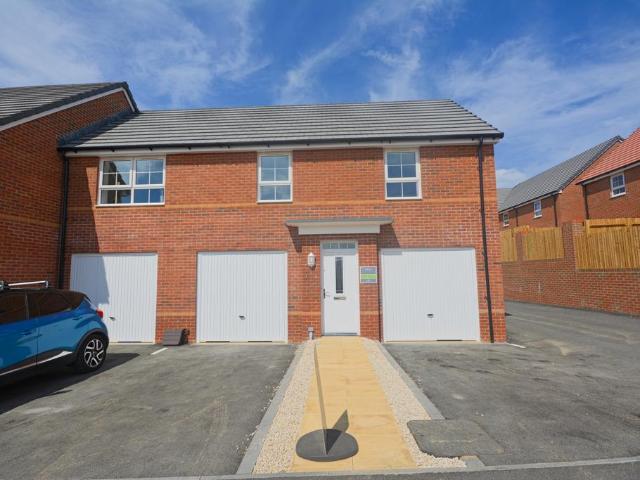 2 bedroom flat to rent