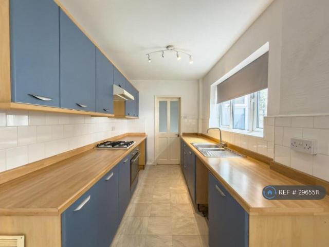 2 bedroom flat to rent