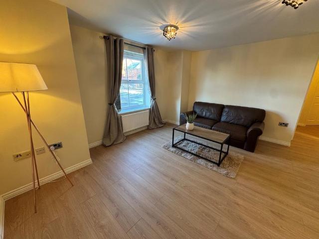 2 bedroom flat to rent