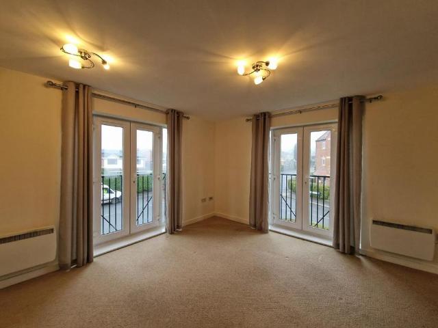 2 bedroom flat to rent