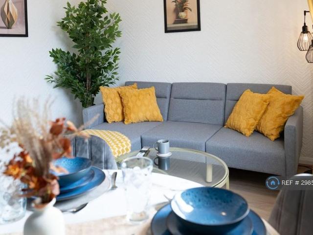 2 bedroom flat to rent