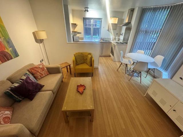 2 bedroom flat to rent