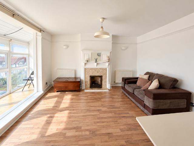 2 bedroom flat to rent