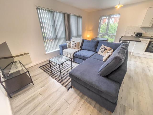 2 bedroom flat to rent