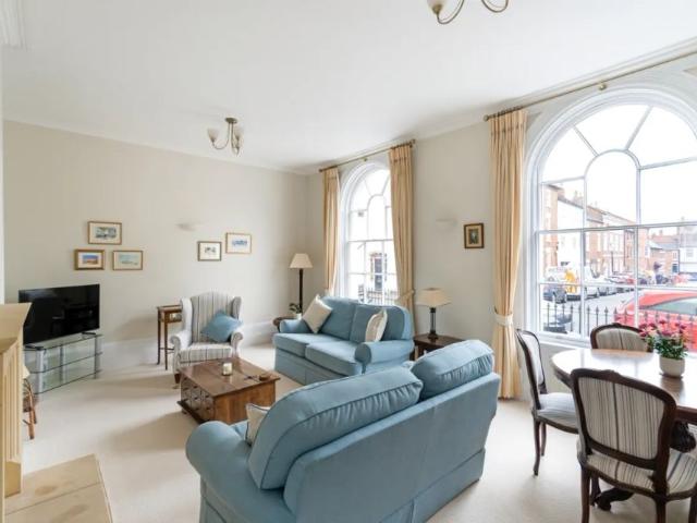 2 bedroom flat to rent