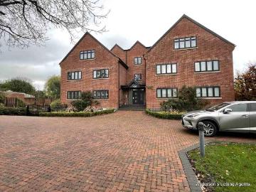 2 bedroom flat to rent