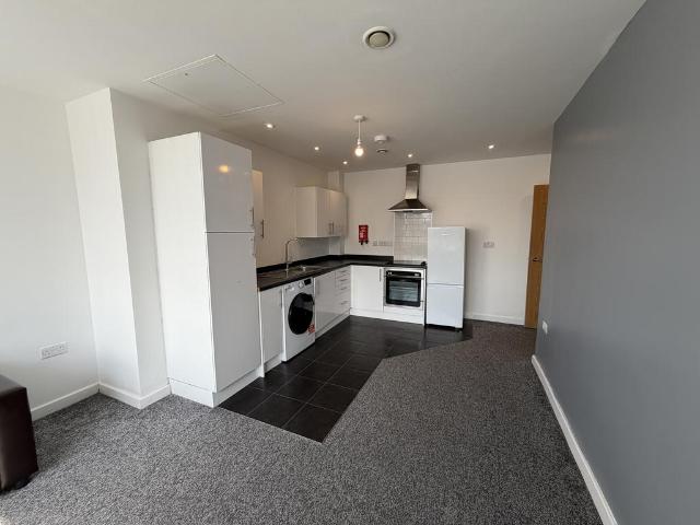 2 bedroom flat to rent