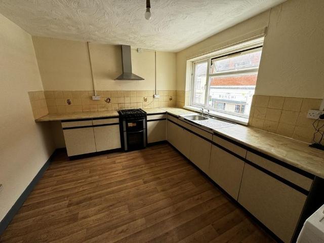 2 bedroom flat to rent