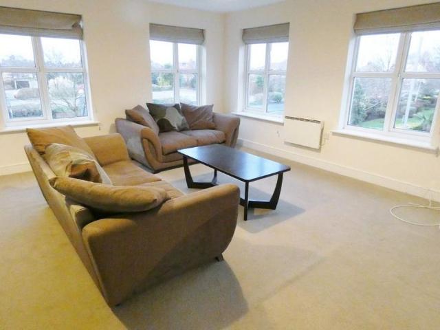 2 bedroom flat to rent