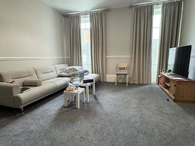 2 bedroom flat to rent