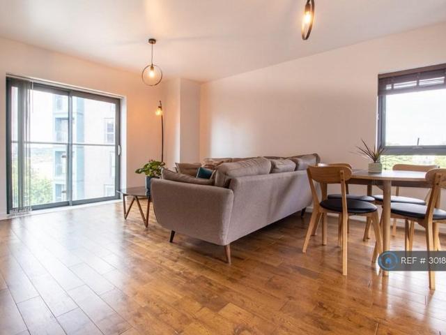 2 bedroom flat to rent