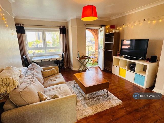 2 bedroom flat to rent