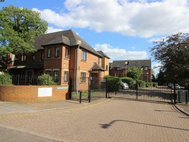 2 bedroom flat to rent