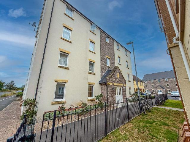 2 bedroom flat to rent