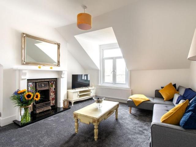 2 bedroom flat to rent