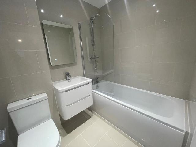 2 bedroom flat to rent
