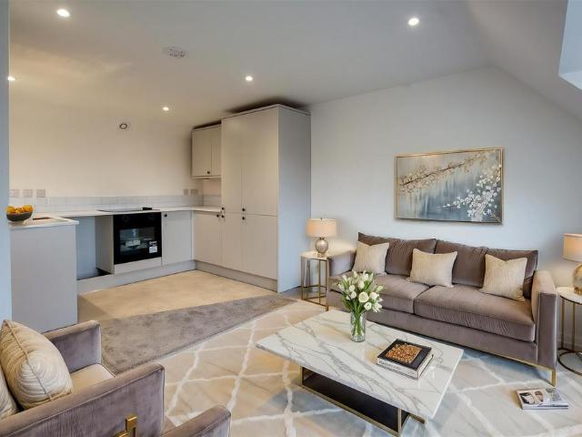 2 bedroom flat to rent