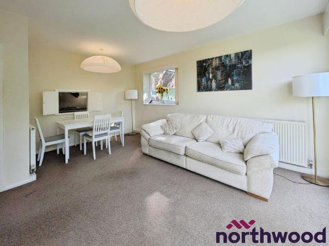 2 bedroom flat to rent