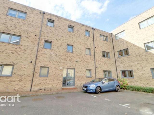 2 bedroom flat to rent