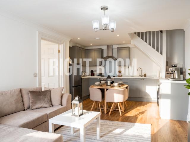 2 bedroom flat to rent