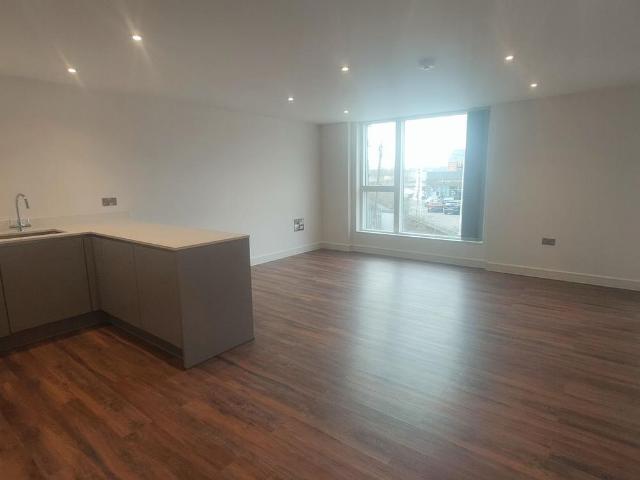 2 bedroom flat to rent