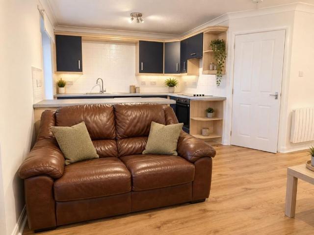 2 bedroom flat to rent
