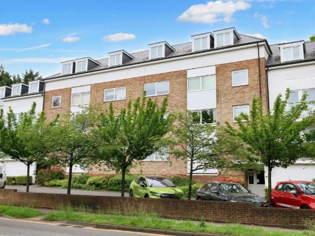 2 bedroom flat to rent