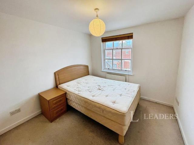 2 bedroom flat to rent